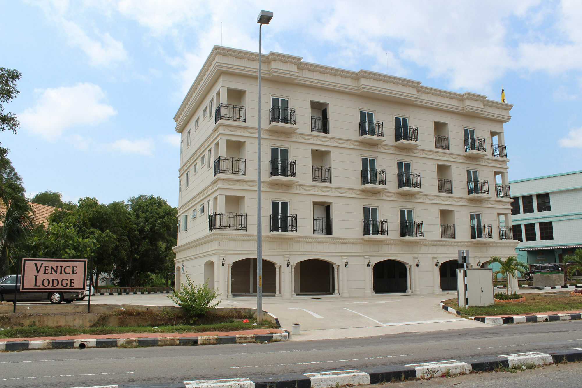 Venice Lodge Bandar Seri Begavan Dış mekan fotoğraf